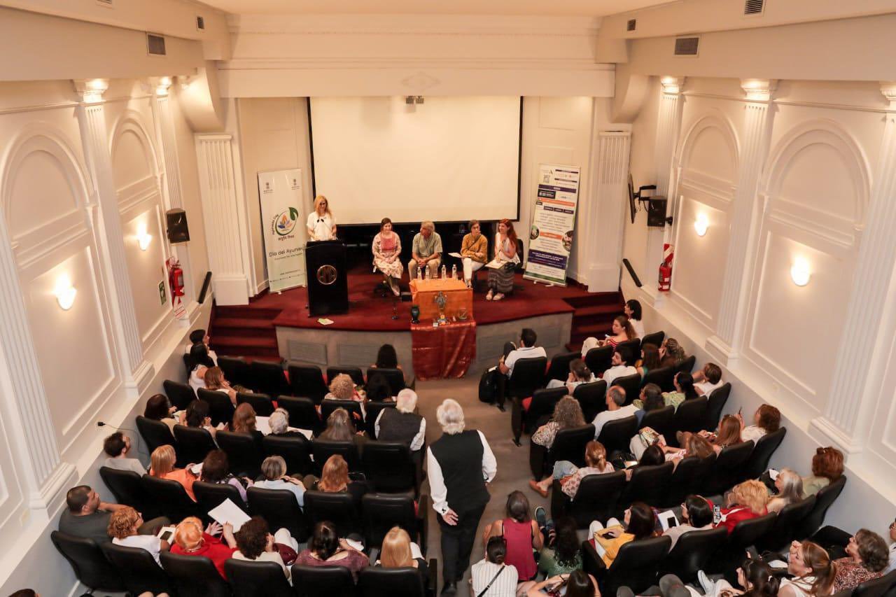 Ambassador Dinesh Bhatia & Mrs. Seema Bhatia inaugurated 9th Ayurveda Day