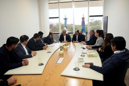 Ambassador Ajaneesh Kumar was received by the Governor of Catamarca H.E. Raúl Jalil at the Technology Hub, Catamarca.
