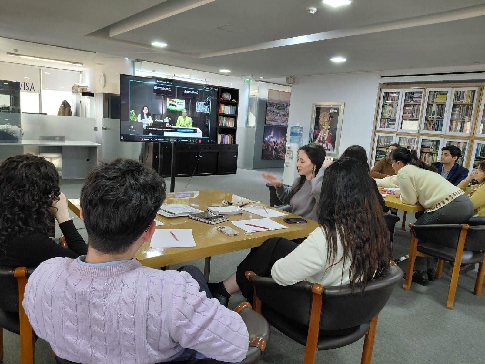 Embassy organized the practical workshop on traditional Indian arts.