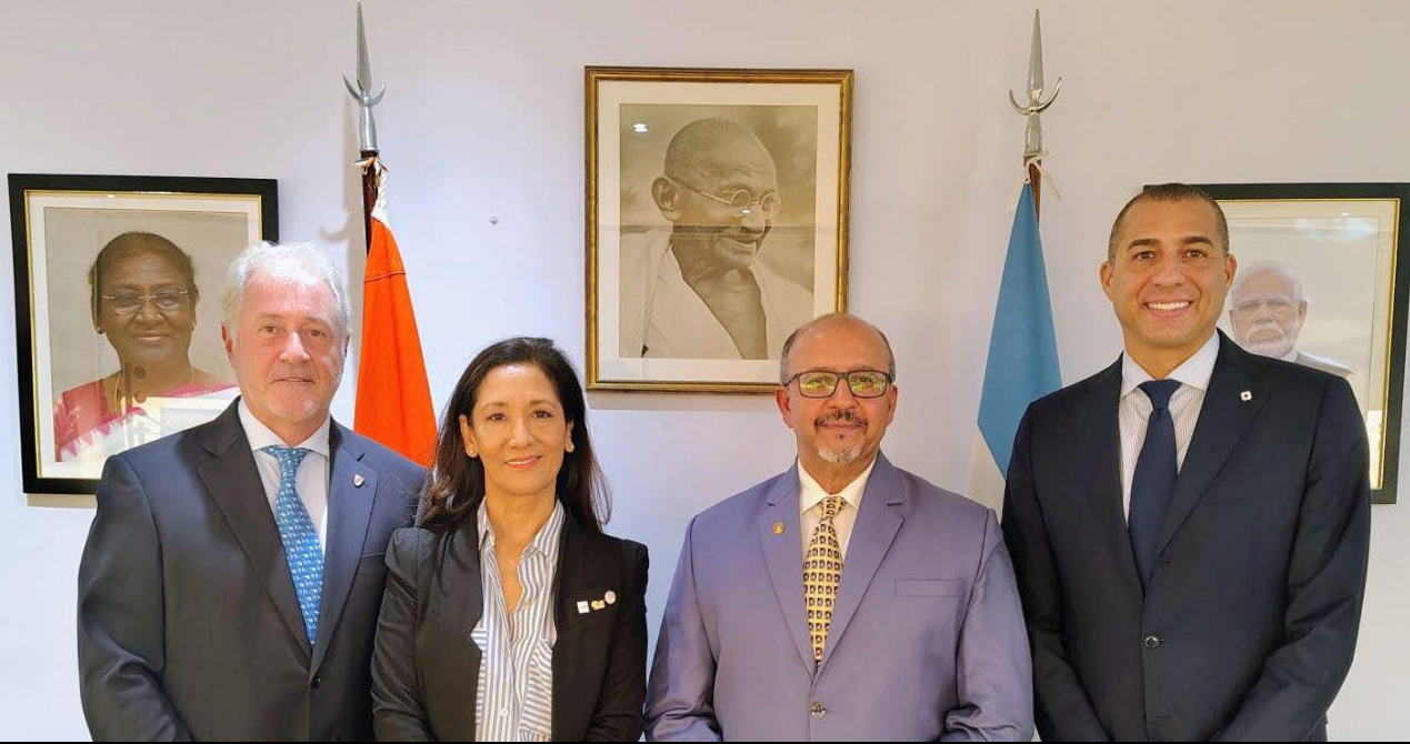 Ambassador Ajaneesh Kumar received former Vice President and Ambassador of River Plate Global Matias Patanian , well renowned football player and Ambassador of River Plate Global David Trezeguet and the President of Acercando Naciones Patricia Pitaluga , at the Chancery