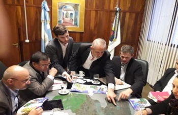 Meeting between Production Minister Juan Carlos Abud and Dr. Saraswat