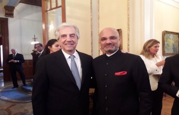 Ambassador Dinesh Bhatia presented his credentials to H.E. Tabaré Vázquez