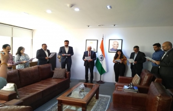 Ambassador Dinesh Bhatia and Embassy officers pledged to observe highest standards of honesty & iintegrity 