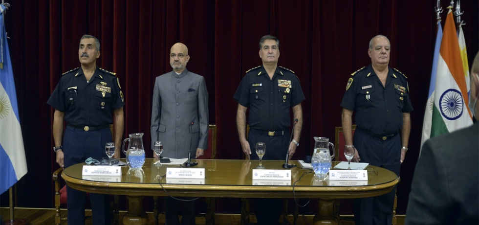 Ambassador Dinesh Bhatia jointly with Juan C Hernandez, Chief of Argentine Federal Police & Dean of IPFA inaugurated Yoga Capacitation Project for physical & mental well-being of officials of Argentine Federal Police.