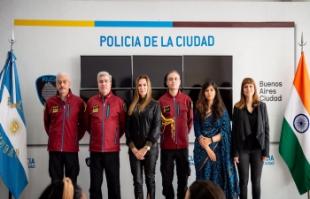 The Embassy, in presence of Mr. Gabriel Berard, Chief of City Police & Ms. Elizabeth Caamaña, Undersecretary at Ministry of Justice and Security, launched Yoga Capacitation Project for Officers of Buenos Aires City Police