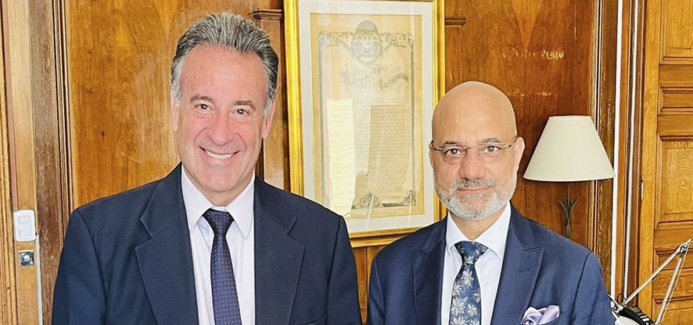 Ambassador Dinesh Bhatia met Dr. Daniel Salinas Minister of Health of Uruguay