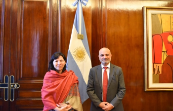 Ambassador Dinesh Bhatia met Silvina Batakis, President of Banco Nacion