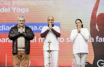 Ambassador Dinesh Bhatia inaugurated the celebrations of 9th International Day of Yoga