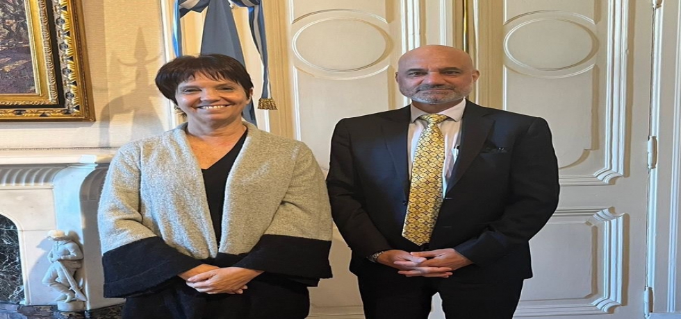 Ambassador Dinesh Bhatia met Mercedes Marcó del Pont, Secretary of Strategic Affairs at Casa Rosada