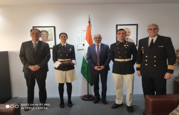 El Embajador Dinesh Bhatia recibió a una delegación del Liceo Naval Almirante Brown