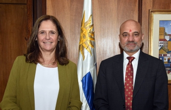 El Embajador Dinesh Bhatia se reunió con Elisa Facio, Ministra de Industria, Energía y Minería  de Uruguay