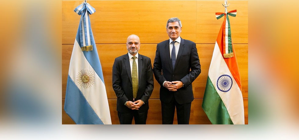 Ambassador Dinesh Bhatia met Alejandro Cosentino, Secretary of Innovation, Science & Technology on 5 April  2024