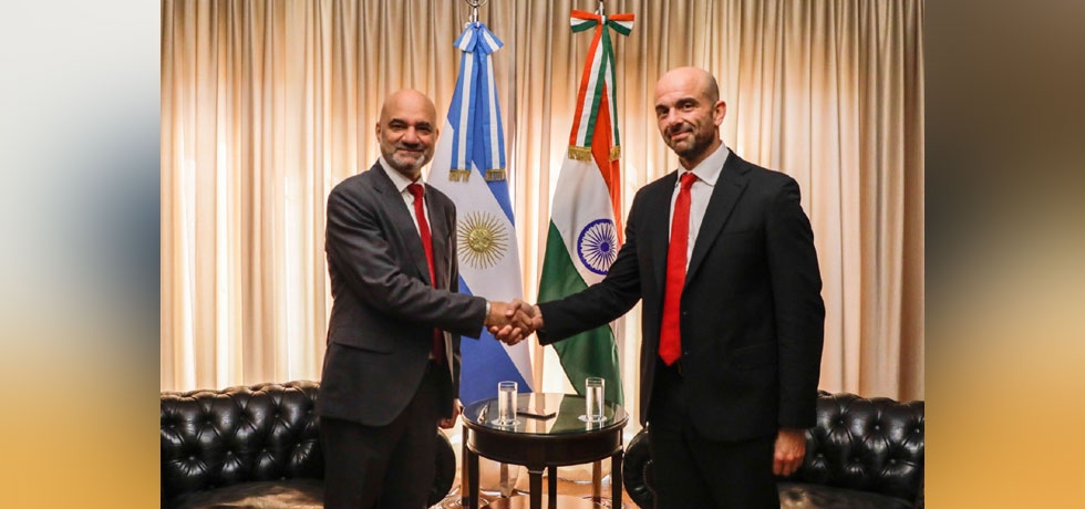 Ambassador Dinesh Bhatia met Franco Mogetta, Secretary of Transport on 19 April 2024. 